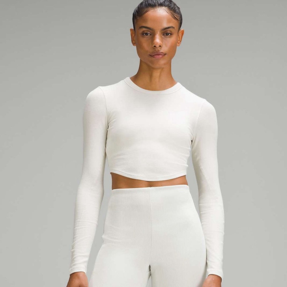 NWT lululemon cropped hold tight long sleeve white